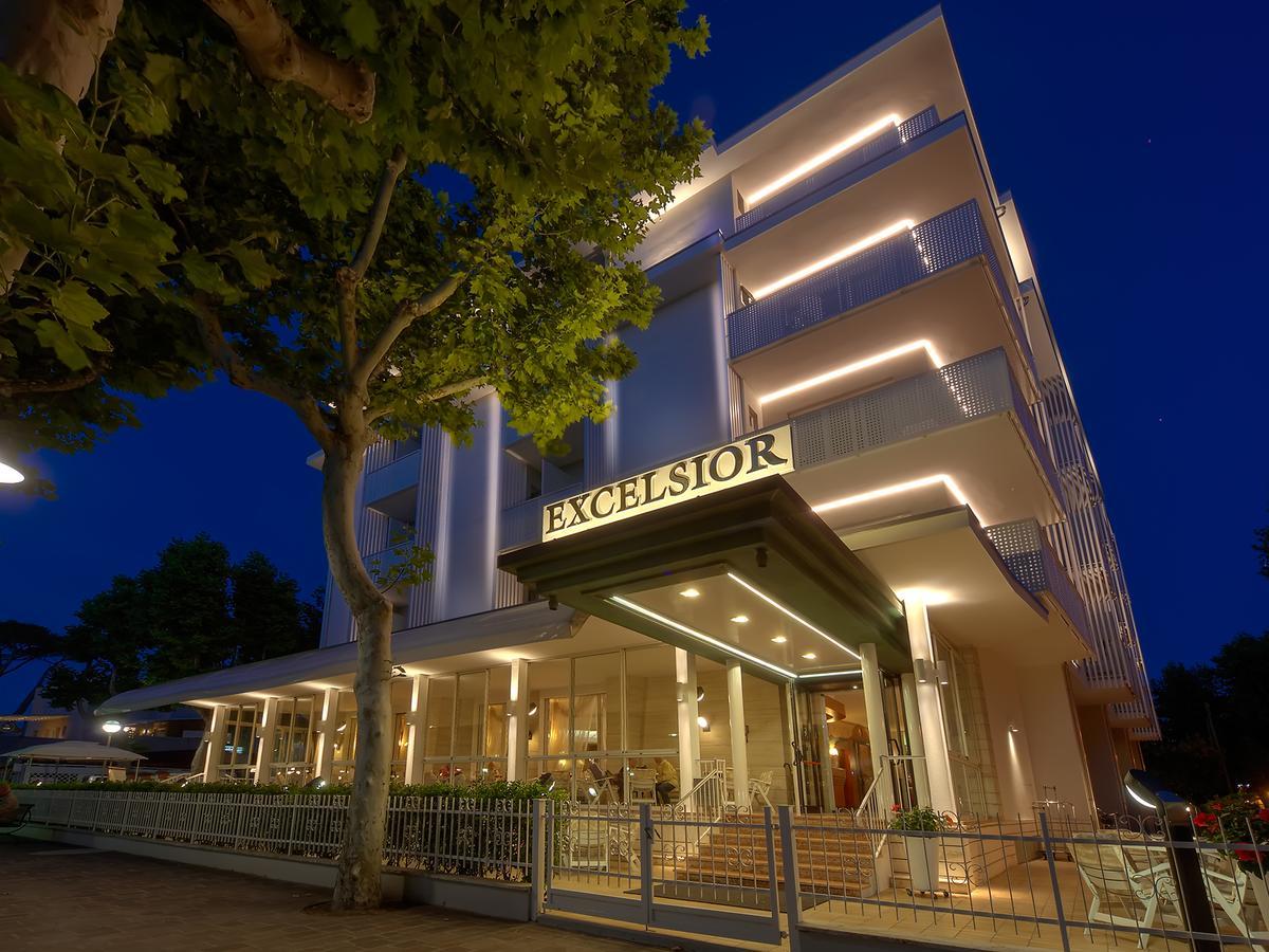 Hotel Excelsior แชร์เวีย ภายนอก รูปภาพ